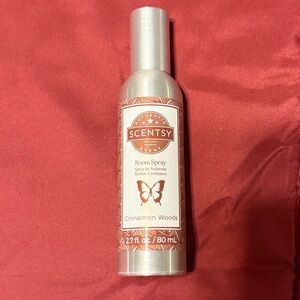 Cinnamon Woods Room Spray